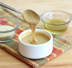 tahini 300x282 1 Tahini base para muchos platos del Medio Oriente